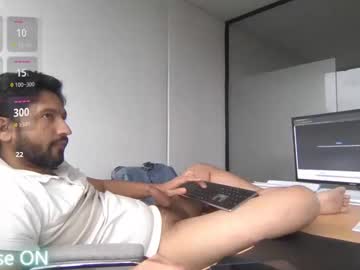 Stream thumbnail outdoornakedguy11_007