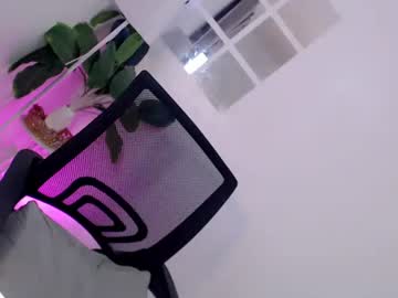 Stream thumbnail petite_steffi69