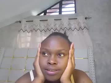 Stream thumbnail phoebe015