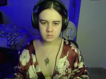 Stream thumbnail prettyandpeachy