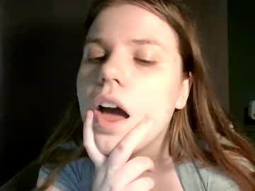 Stream thumbnail queenstuff