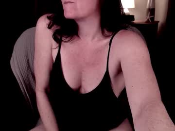 Stream thumbnail raven_feathers