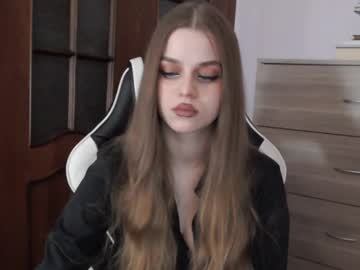 Stream thumbnail redhead_rabbit