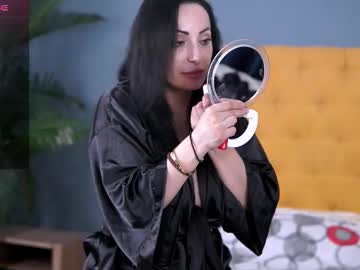 Stream thumbnail scarletalice