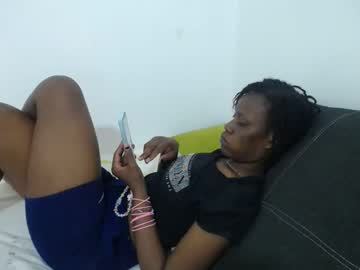 Stream thumbnail secretdebx