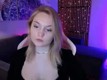 Stream thumbnail serena_johnsons