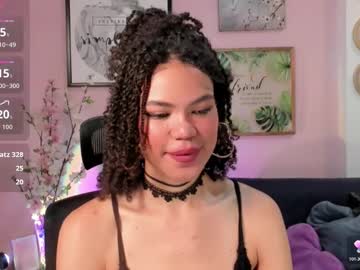 Stream thumbnail siena_millerr