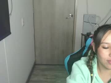 Stream thumbnail skarlet_adams