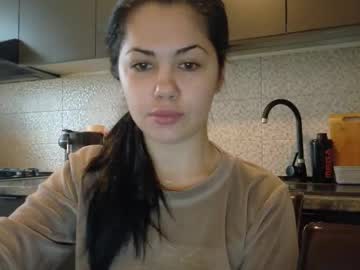 Stream thumbnail sofi_moon26