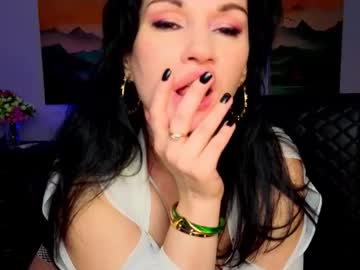 Stream thumbnail sofia_ford