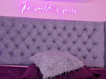 Stream thumbnail sophiia_77