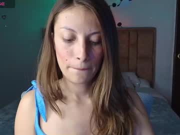 Stream thumbnail sweet_moon_v_