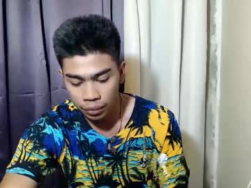 Stream thumbnail urhairy_manial