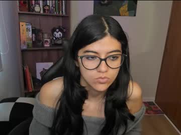 Stream thumbnail valerie__sky