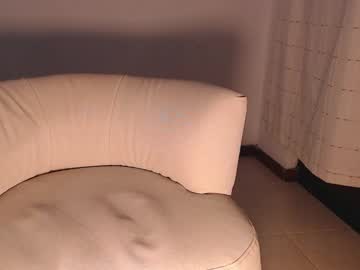 Stream thumbnail violeta__4