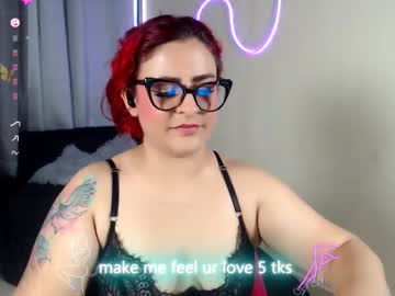 Stream thumbnail violettelynn_