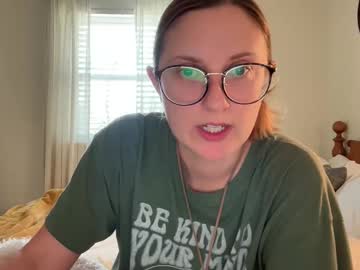 Stream thumbnail wanderlustjade