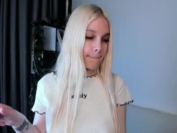 Stream thumbnail warmvice