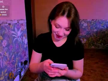 Stream thumbnail zara_golden