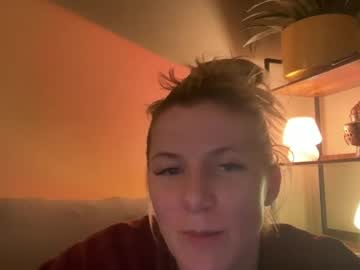 Stream thumbnail zoeydanner